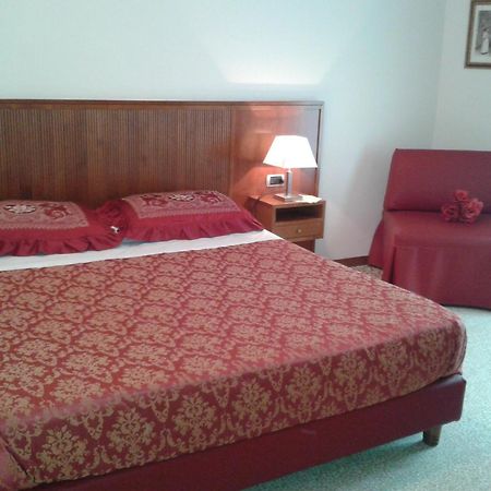 Hotel Nappo San Marzano sul Sarno 객실 사진